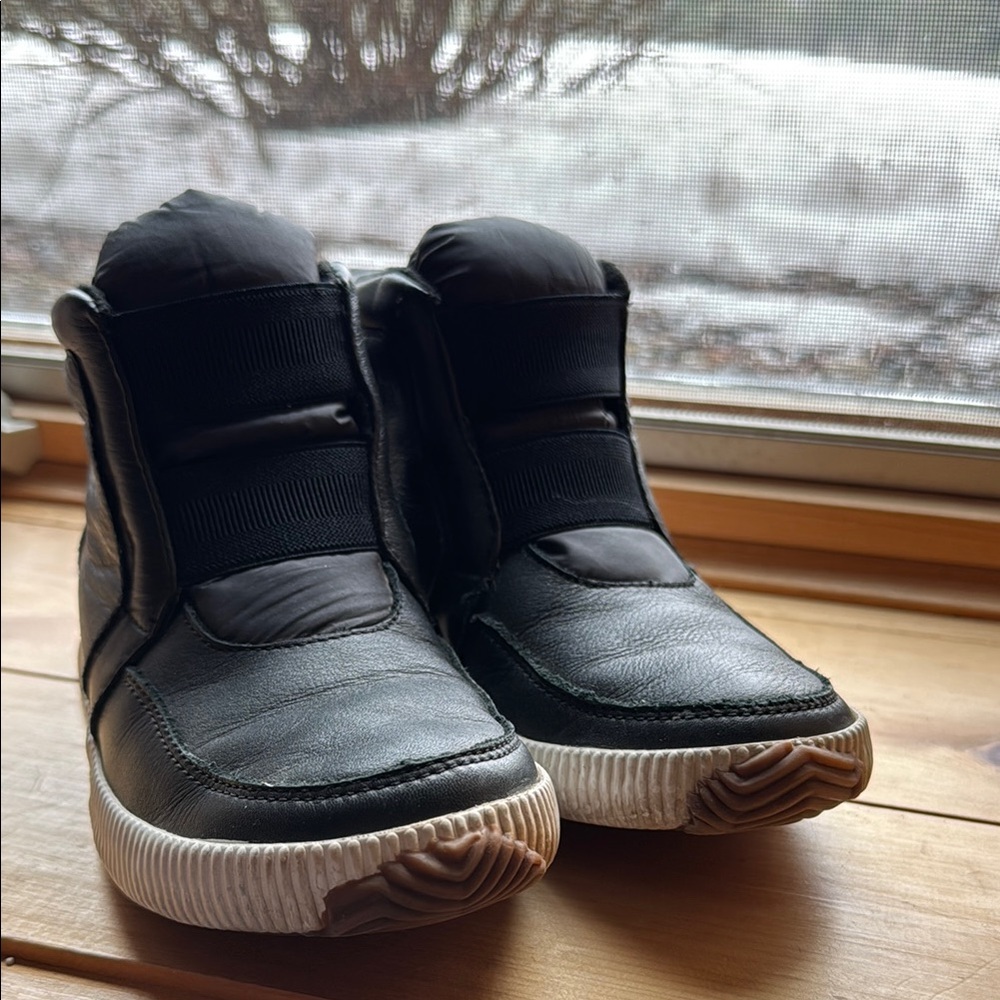 Sorel Black Out N About Urban Boots